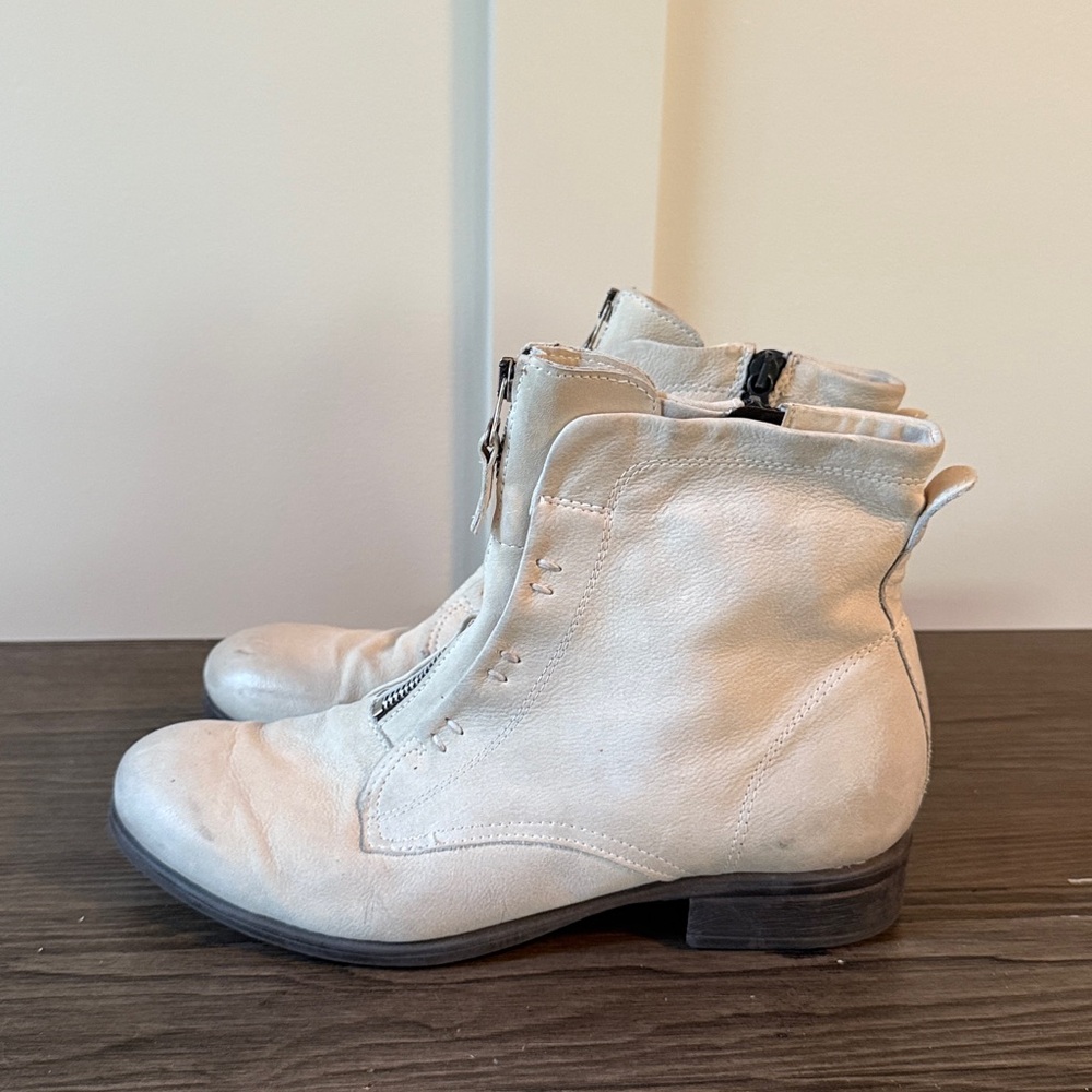 Miz Mooz - Leather Wide Width Zip Front Ankle Boots - Story- Cream - EU 42 - Picture 3 of 6